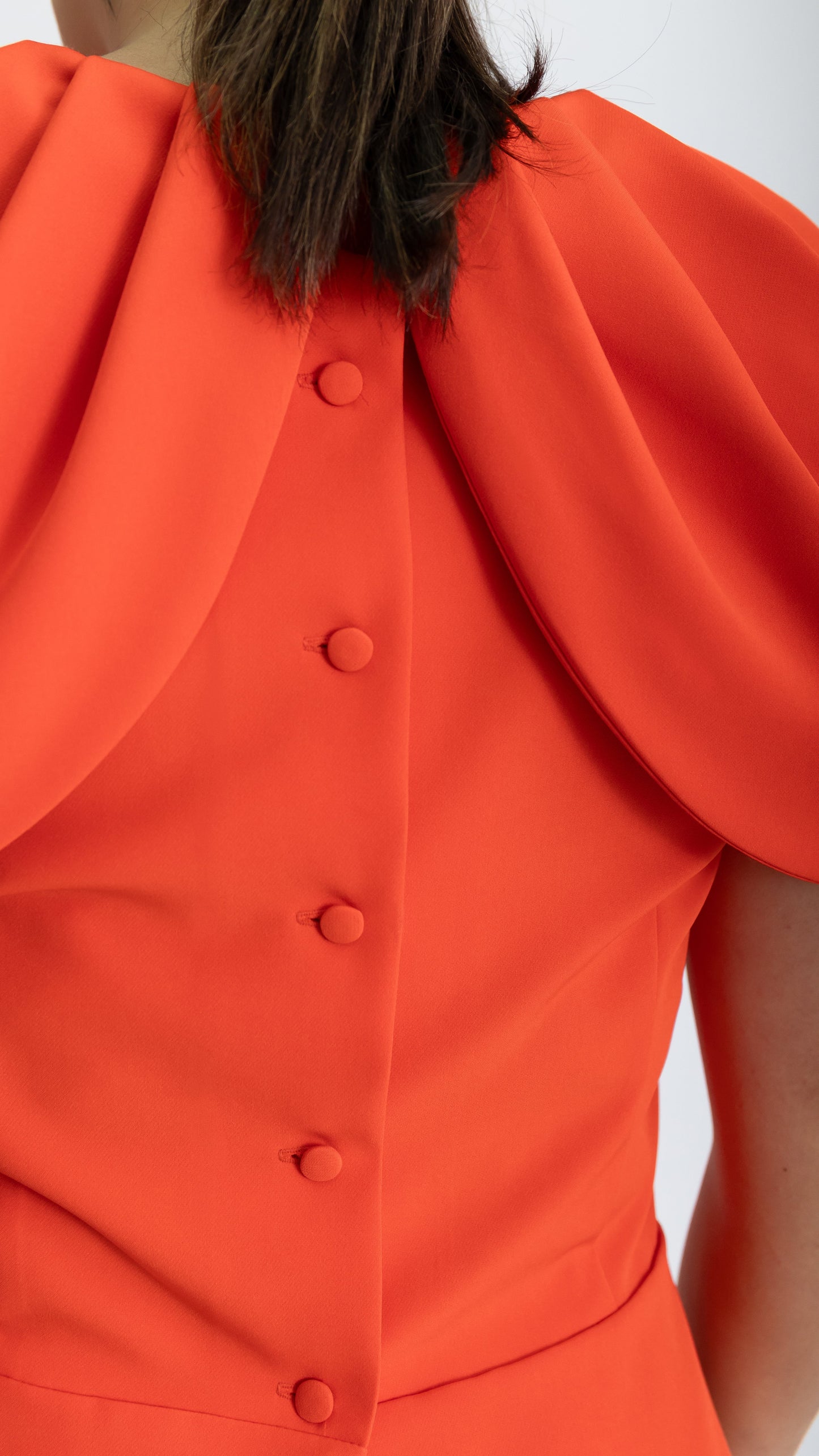 Conjunto Laranja com Blusa e Saia Plissada